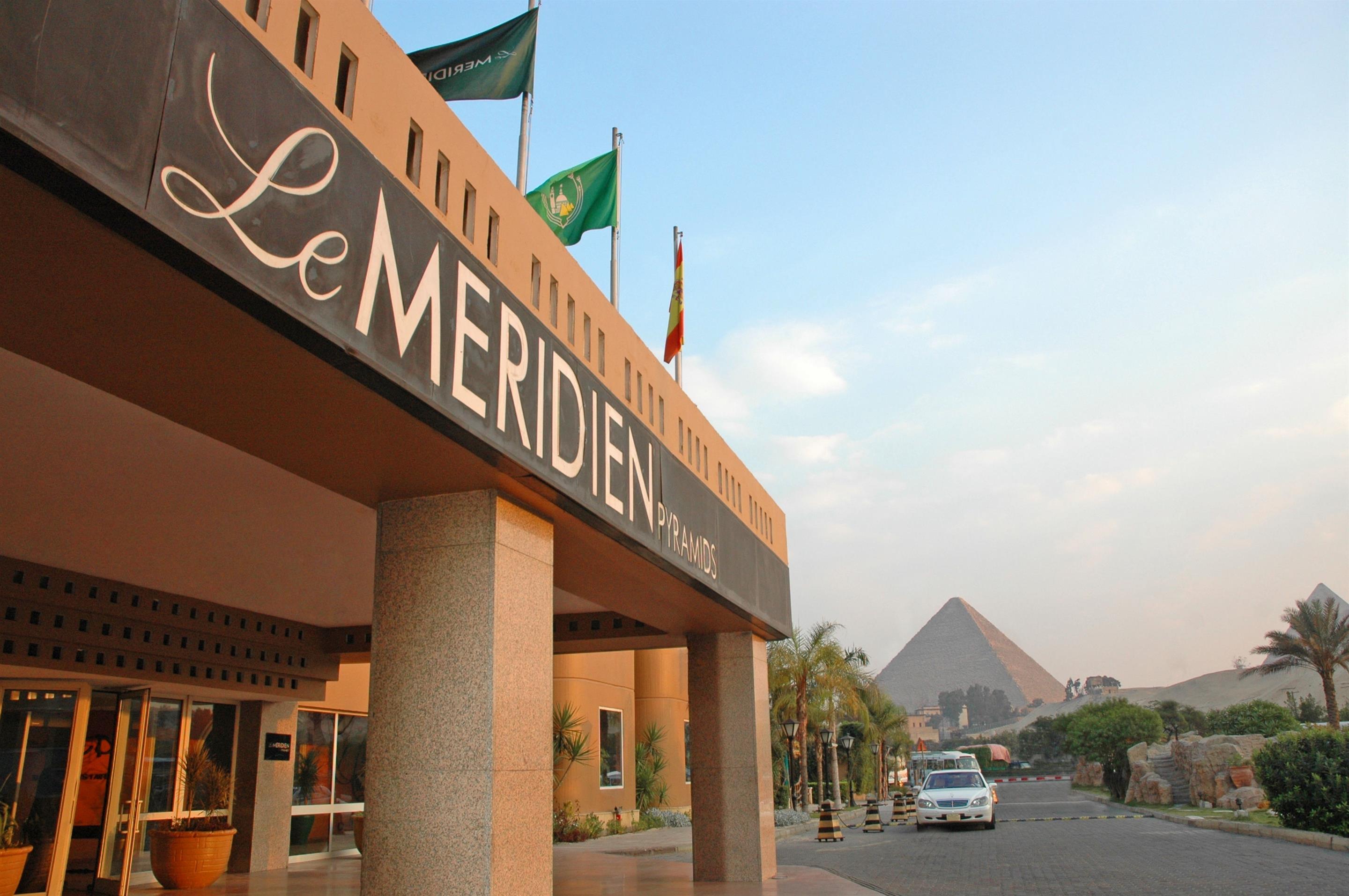 Le Meridien Pyramids Hotel & Spa 기자 외부 사진